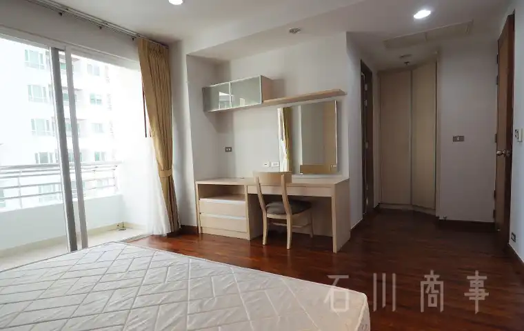 theresidence sukhumvit24 13