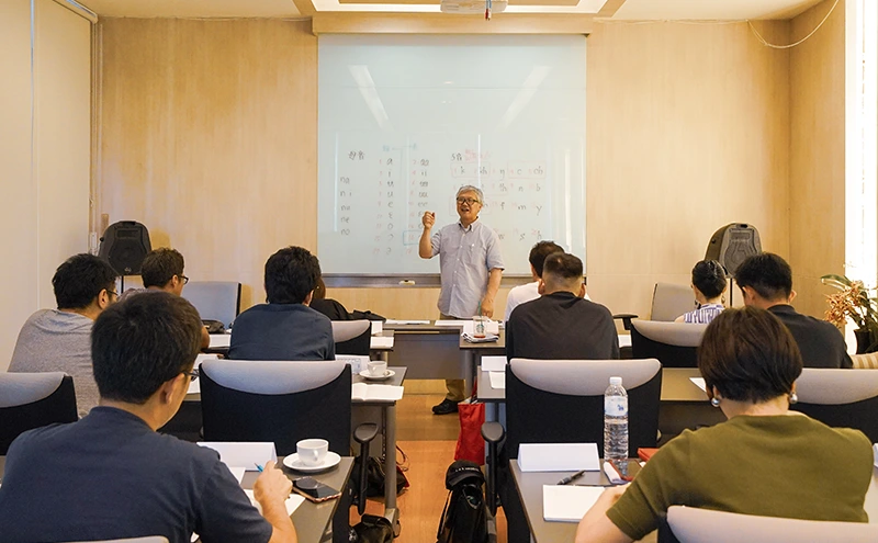 【石川商事主催】 山田均先生「タイ語入門講座」開催のお知らせ 6月14日(土)〜15日(日) 3 thaigo nyumon koza pic