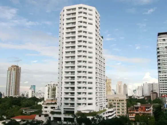 CNC Residence - exterior