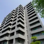 park thonglor tower, building