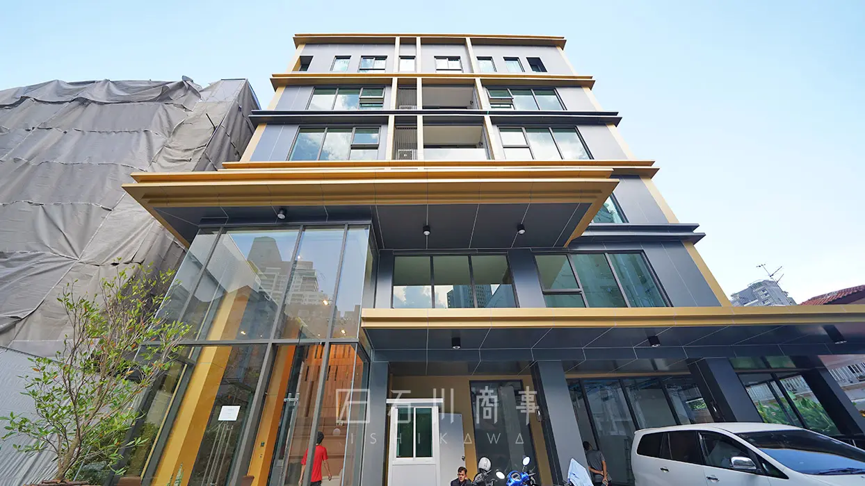 Aquila Bangkok & Residence - Exterior