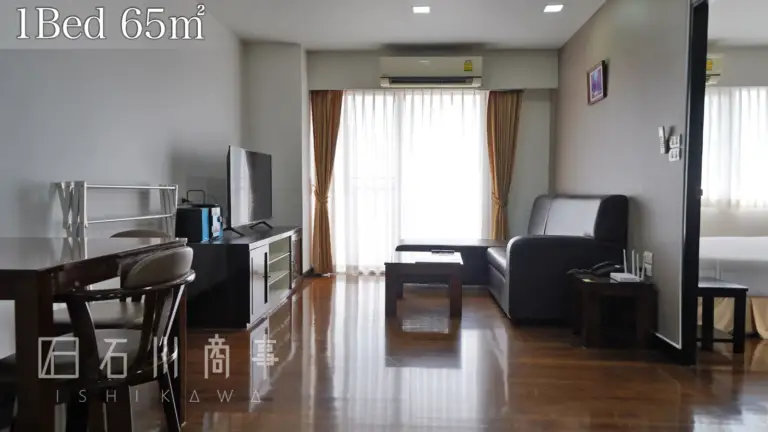 j-town sriracha, 1bed