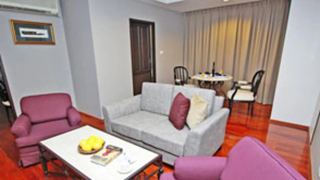 Asoke Residence