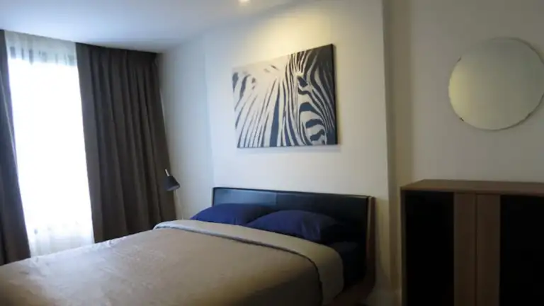 Collezio Sathorn-Pipat