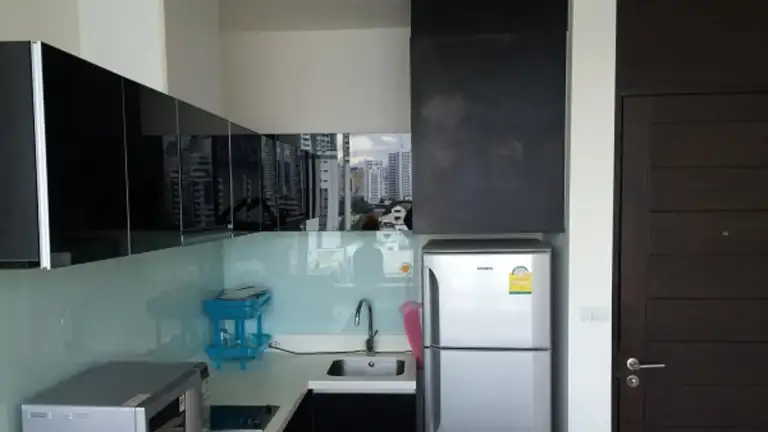 Eight Thonglor Residence