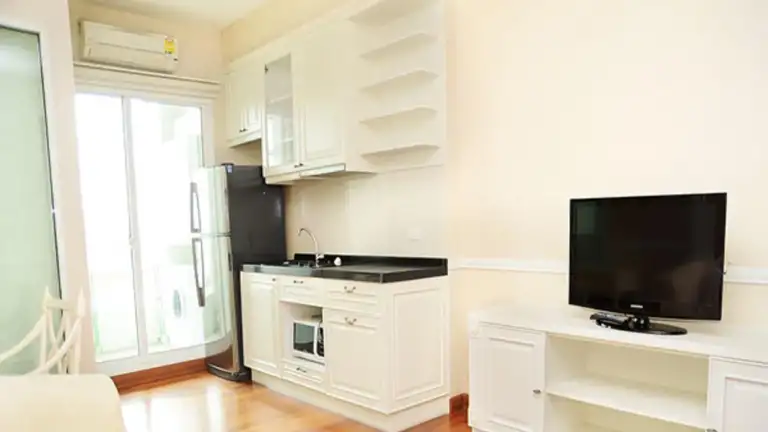 Ivy Sathorn 10