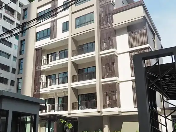 Junie's Garden Home - Exterior