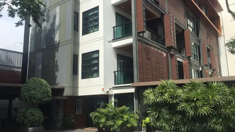 L8 Residence