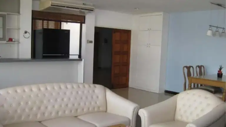 La Maison Sukhumvit 22