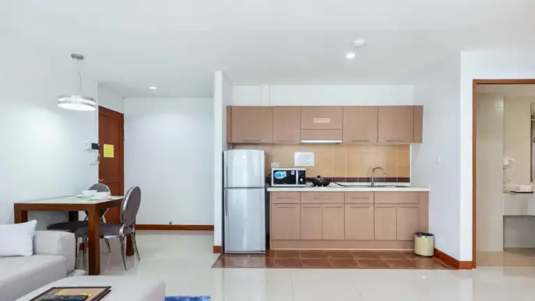 Lasalle Suites and Spa Hotel