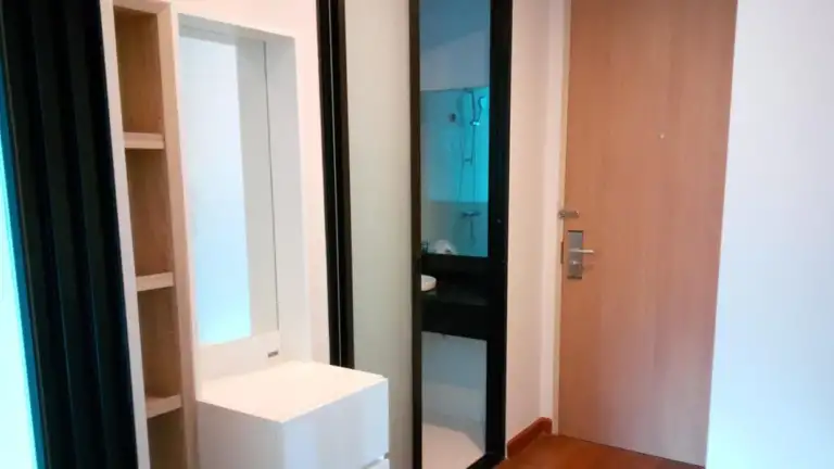 Le Cote Thonglor 8