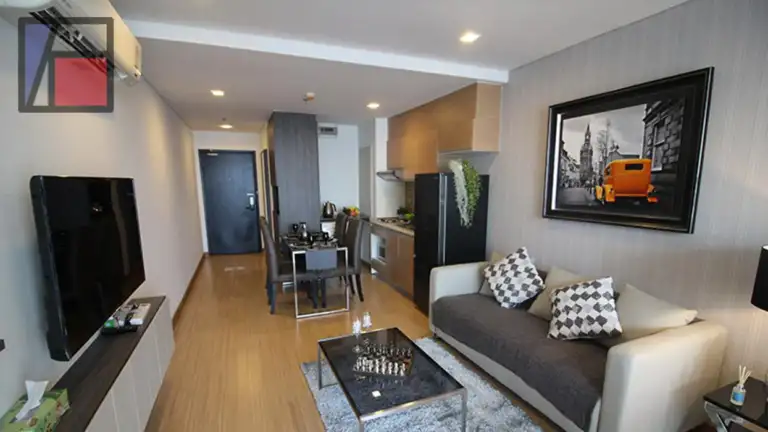 Le Luk Condominium