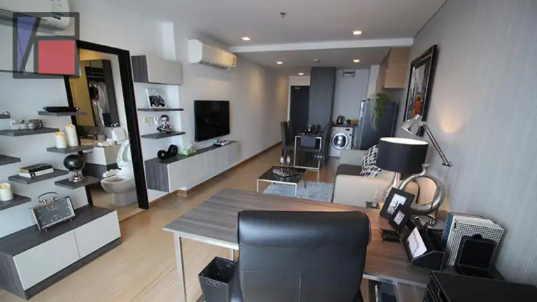 Le Luk Condominium