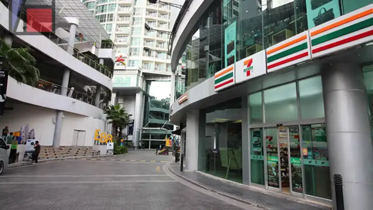 Le Luk Condominium