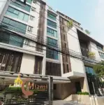Miami Sukhumvit 49