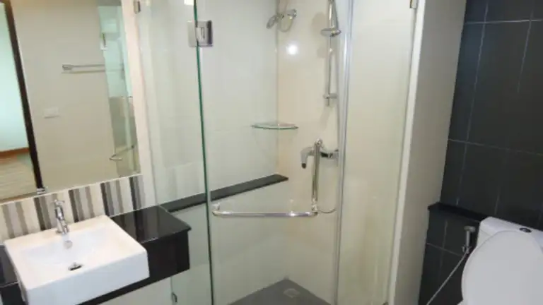 Natcha Residence
