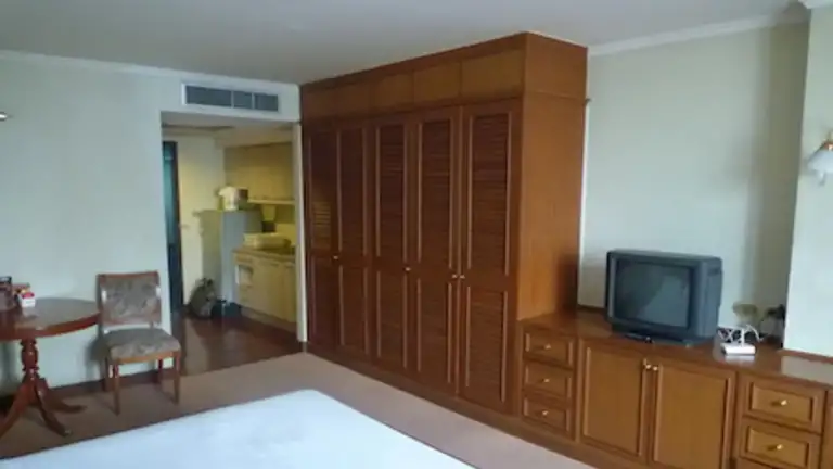 Omni Tower