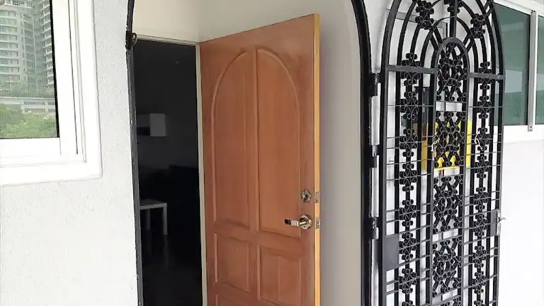 Prasanmit Condo