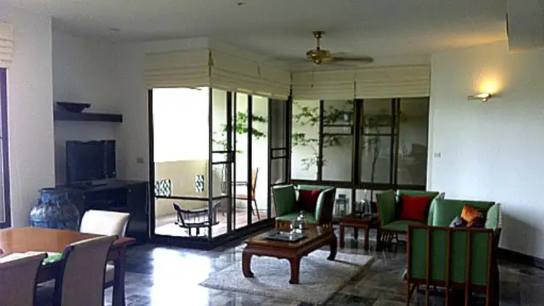 Raintree Village
