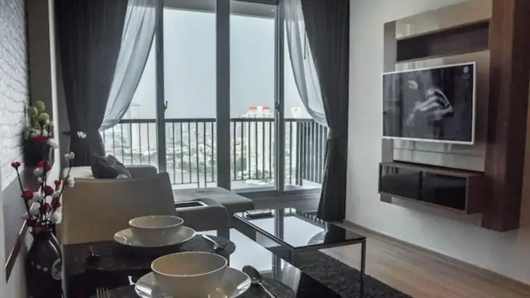 Rhythm Sathorn