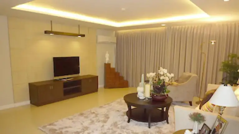 Romsai Residence