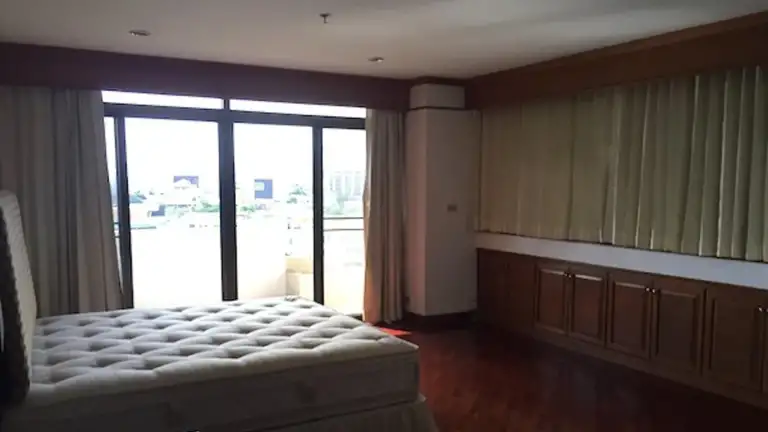 Ruamsuk Condo