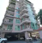 Serene Place Sukhumvit 24