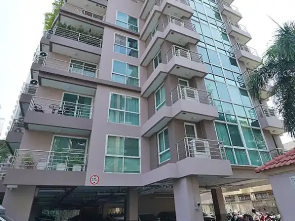 Serene Place Sukhumvit 24