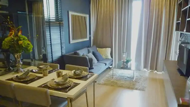 Sky Walk Premium Residence
