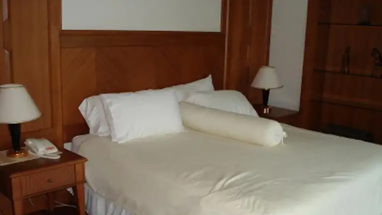 Suan Phinit Executive Apartment
