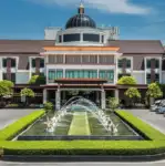 Summit Windmill Golf Residence