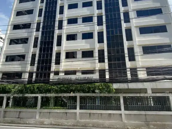 Supha Maison Sukhumvit Residence