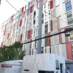 Taka Haus Ekkamai 12