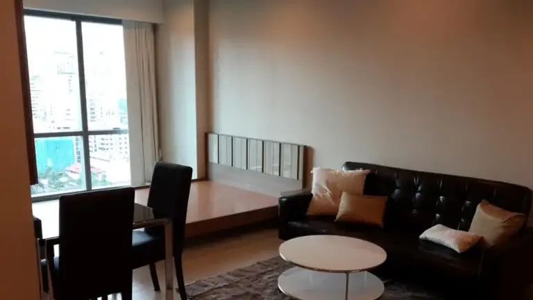 The Room Sukhumvit 21