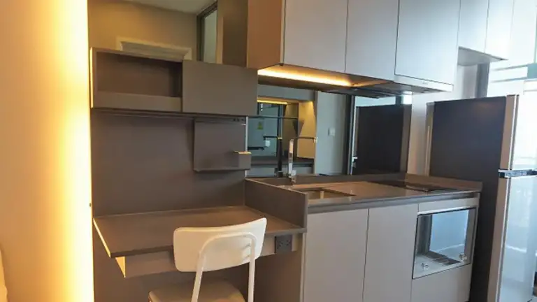 The Room Sukhumvit 69