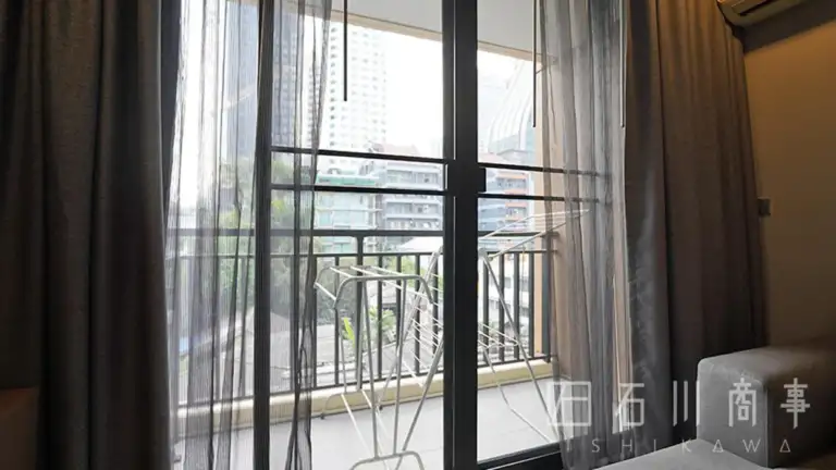 Upper Suites Sukhumvit 23