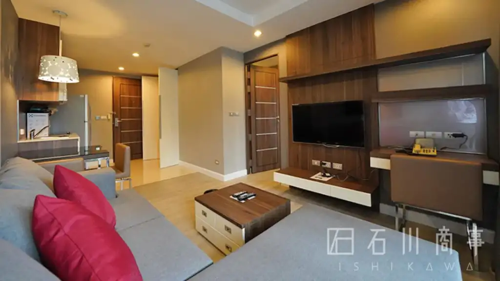 Upper Suites Sukhumvit 23