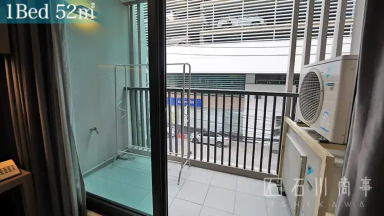 Upper Suites Sukhumvit 25