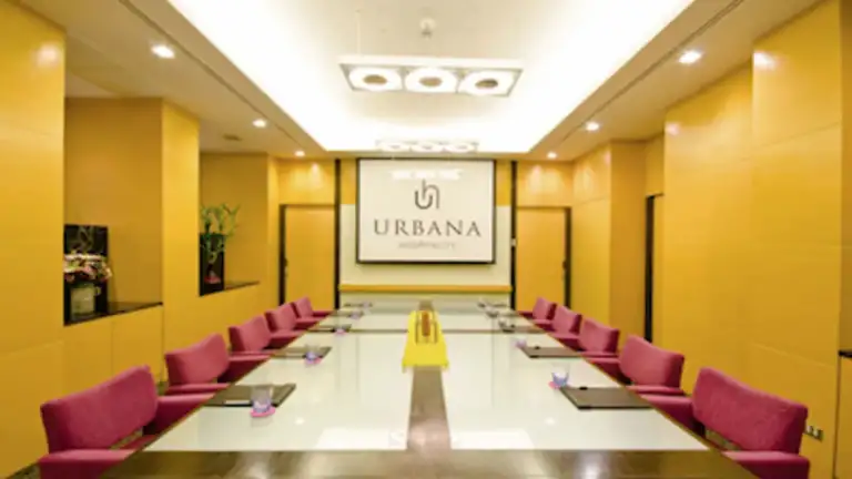 Urbana Langsuan